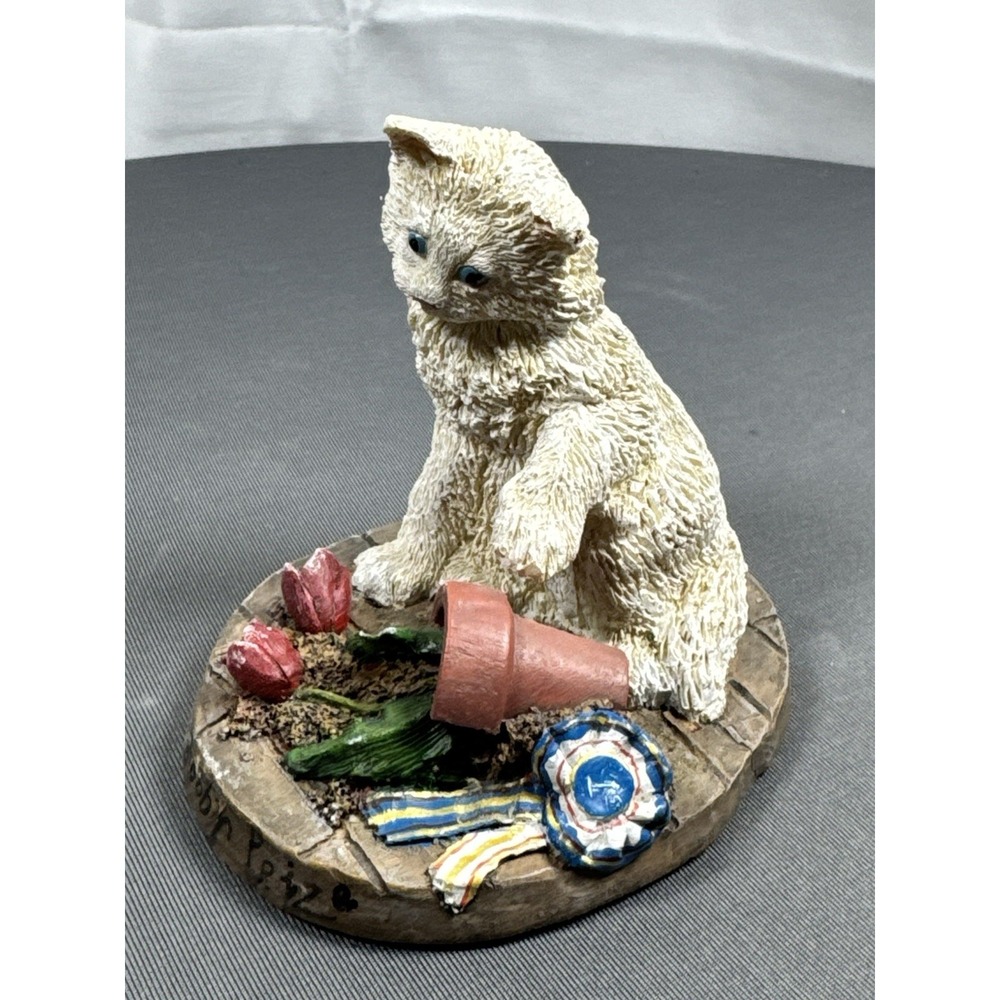 Whimsical LIVING STONE PERSIAN KITTEN "Booby  Prize" Crazy‎ Cat Figurine